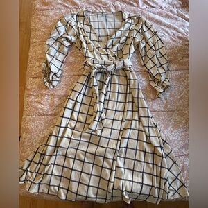 Ava & Viv Black and Cream Bishop Sleeve Wrap Dress